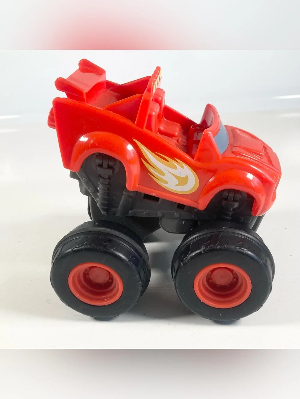 Blaze and the Monster Machines Blaze Slam N Go 4x4 Truck Toy